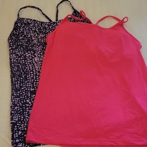 2 Champion EUC workout tops L